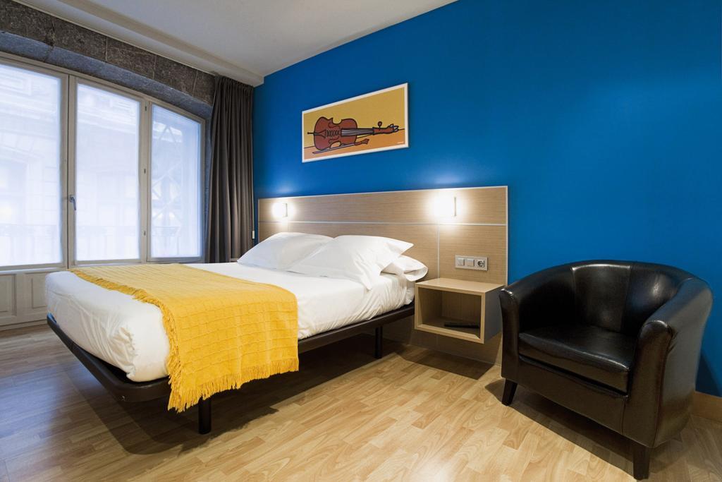 Casual Arriaga Hotel Bilbao Room photo